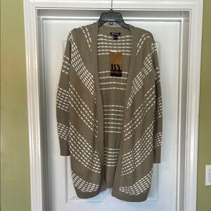 ByDesign - NWT long open cardigan tan with white accents - size M